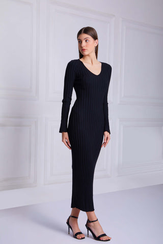 IMOGEN Knitted Maxi Dress In Black - VOUVELLA